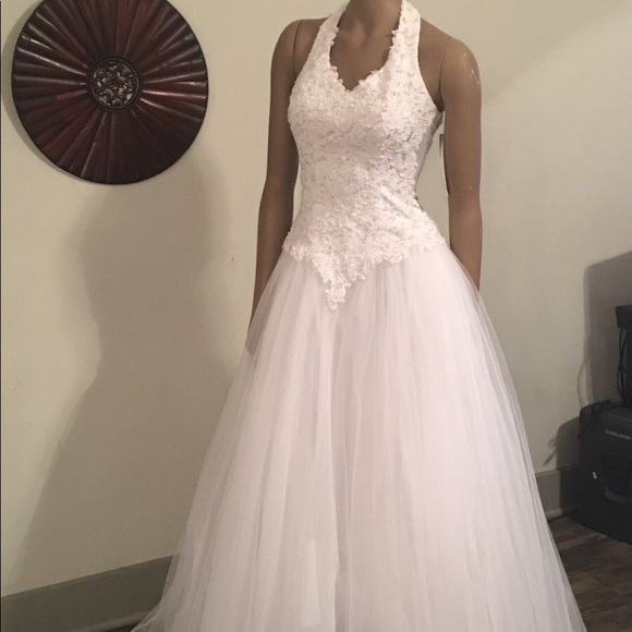 halter neck graduation dresses A Line Halter Neck Backless Long Emerald Green Prom Dresses with Pocke –  abcprom main image 0